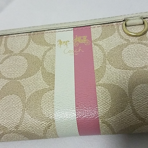 coach accordion signature long wallet - Picture 2 of 6